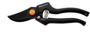 Fiskars Professzionlis P90 metszoll